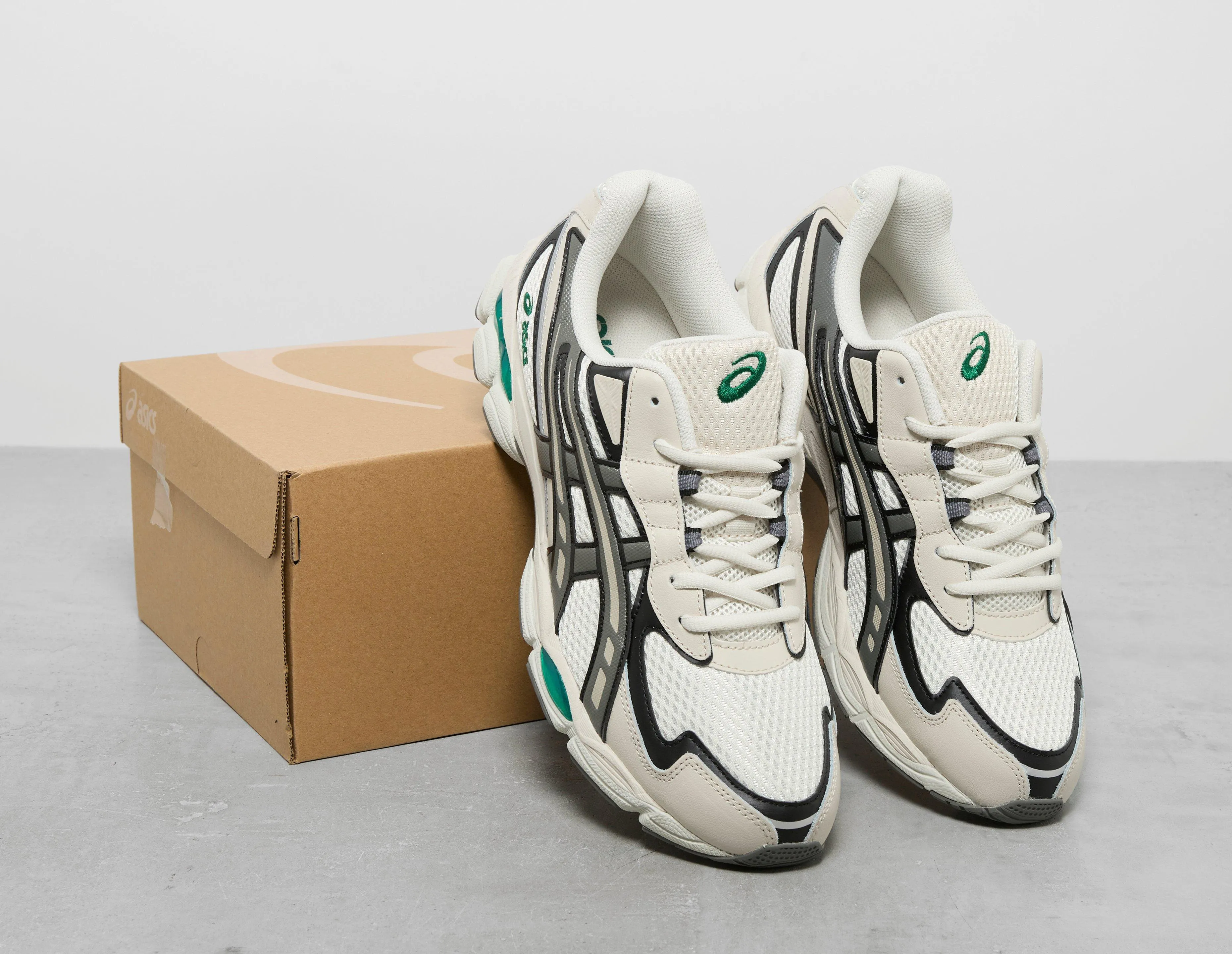 ASICS GEL-NYC 2055