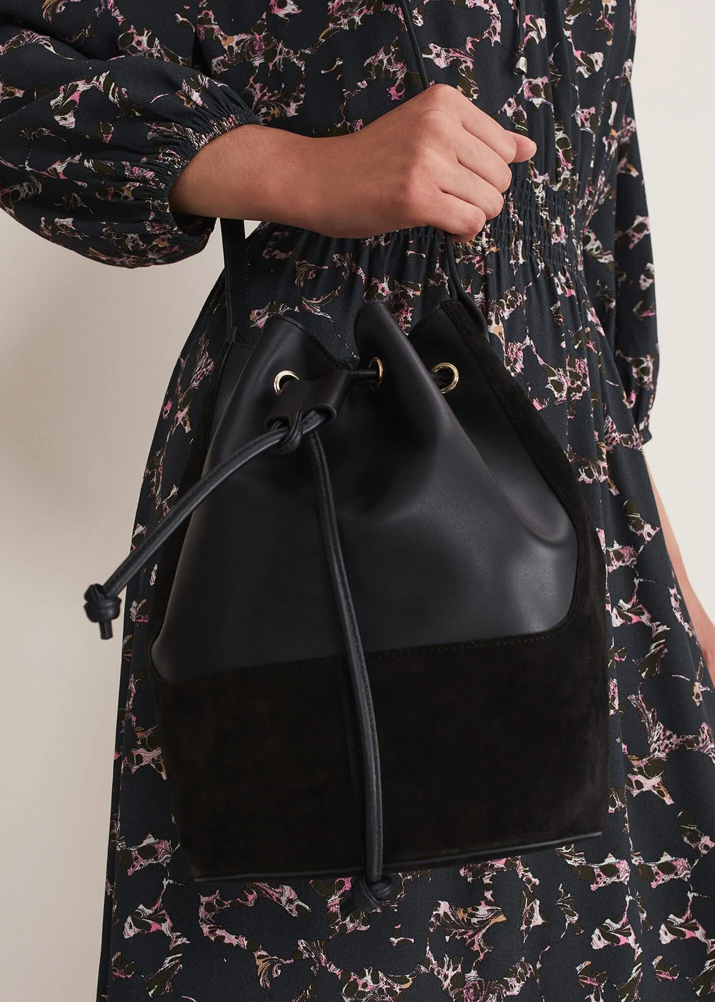 Bucket Shoulder Bag