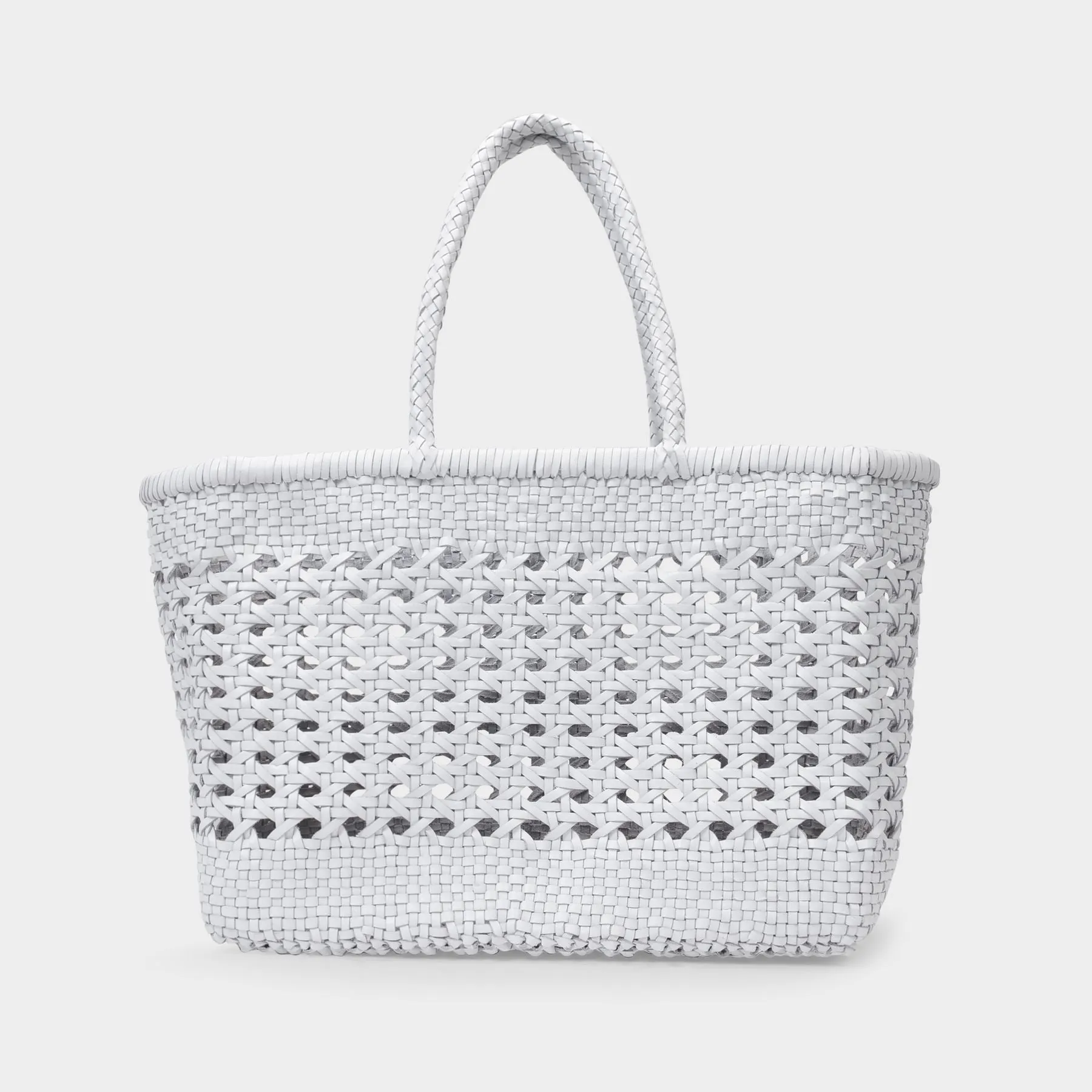 Dragon Diffusion  Cannage Max Bag in White Braided Leather