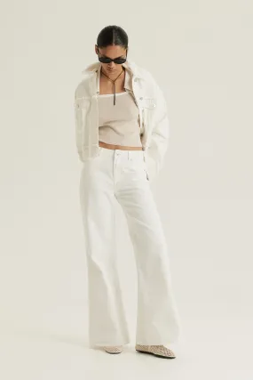 Flared Regular Jeans - Regular waist - Long - White - Ladies | H&M GB