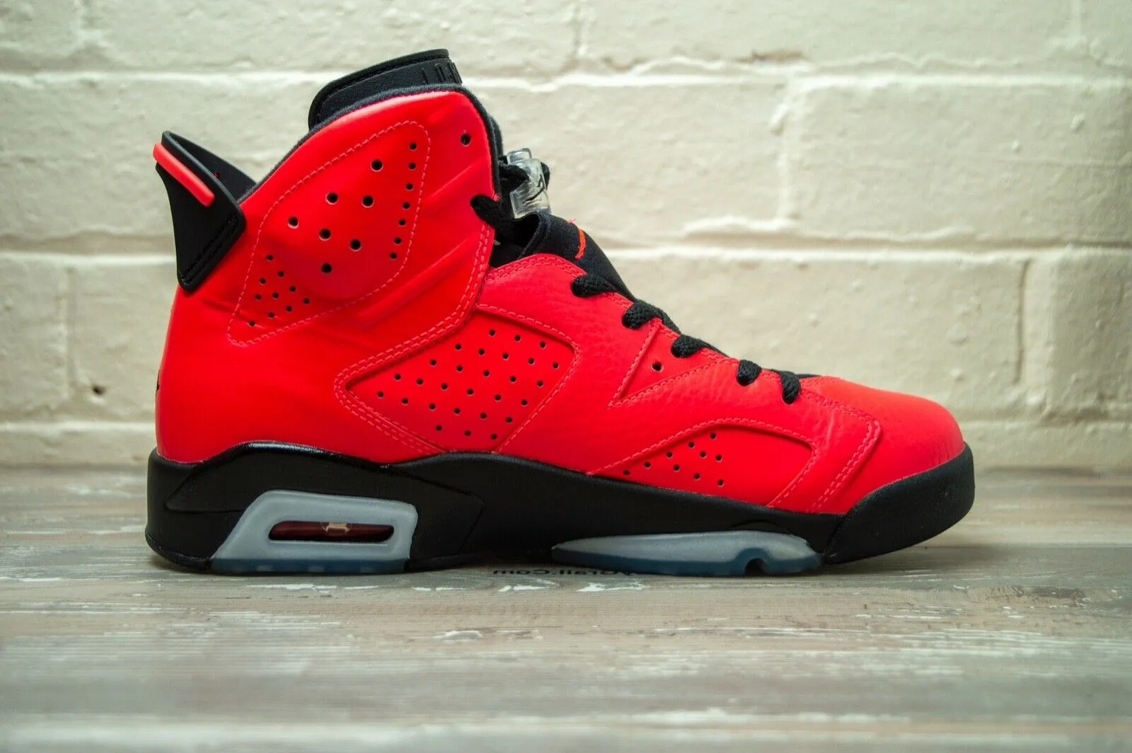 Nike Air Jordan 6 Infrared 23 384664 623