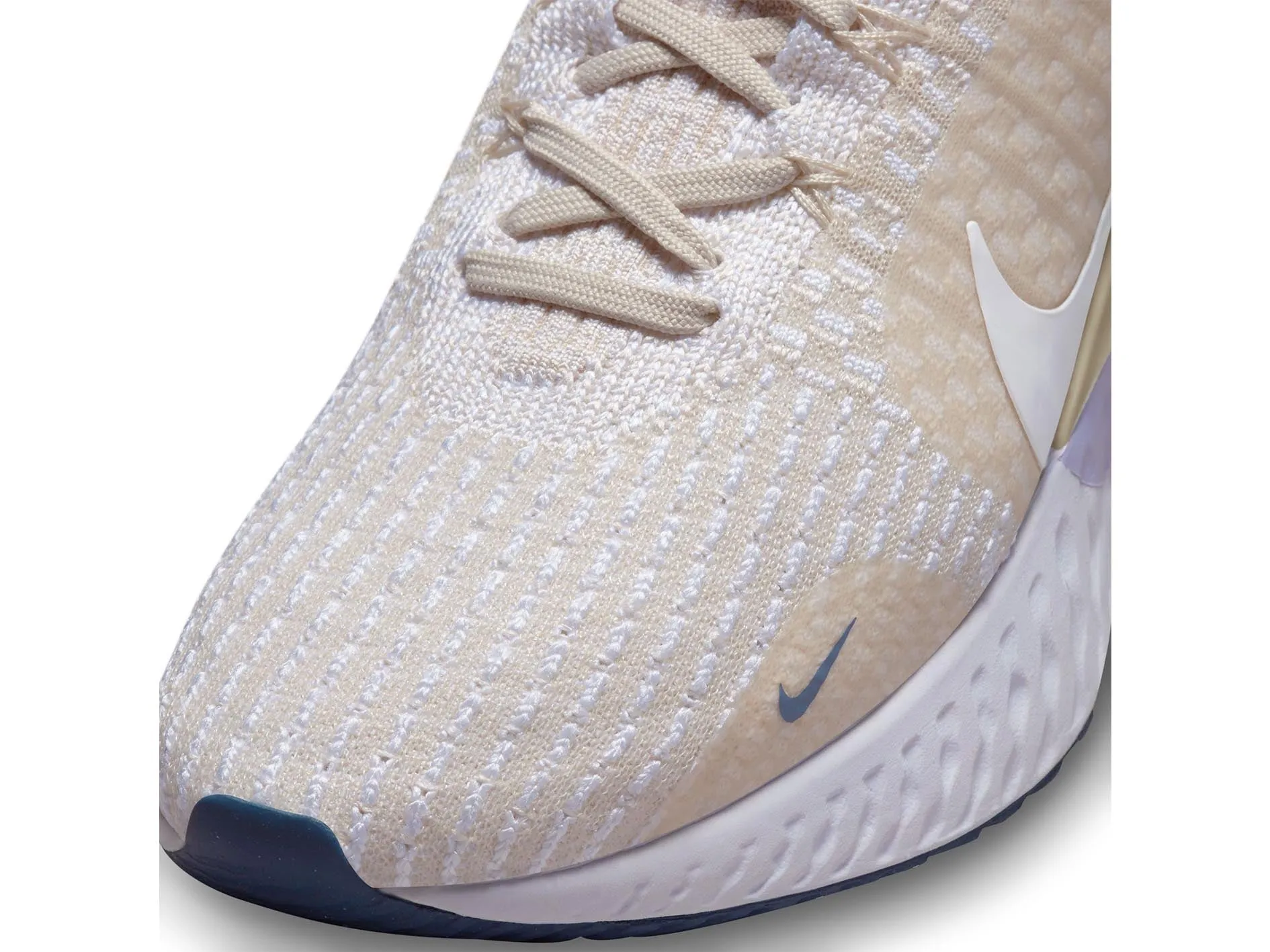 Nike Womens React Infinity Run 3  DZ3016 101