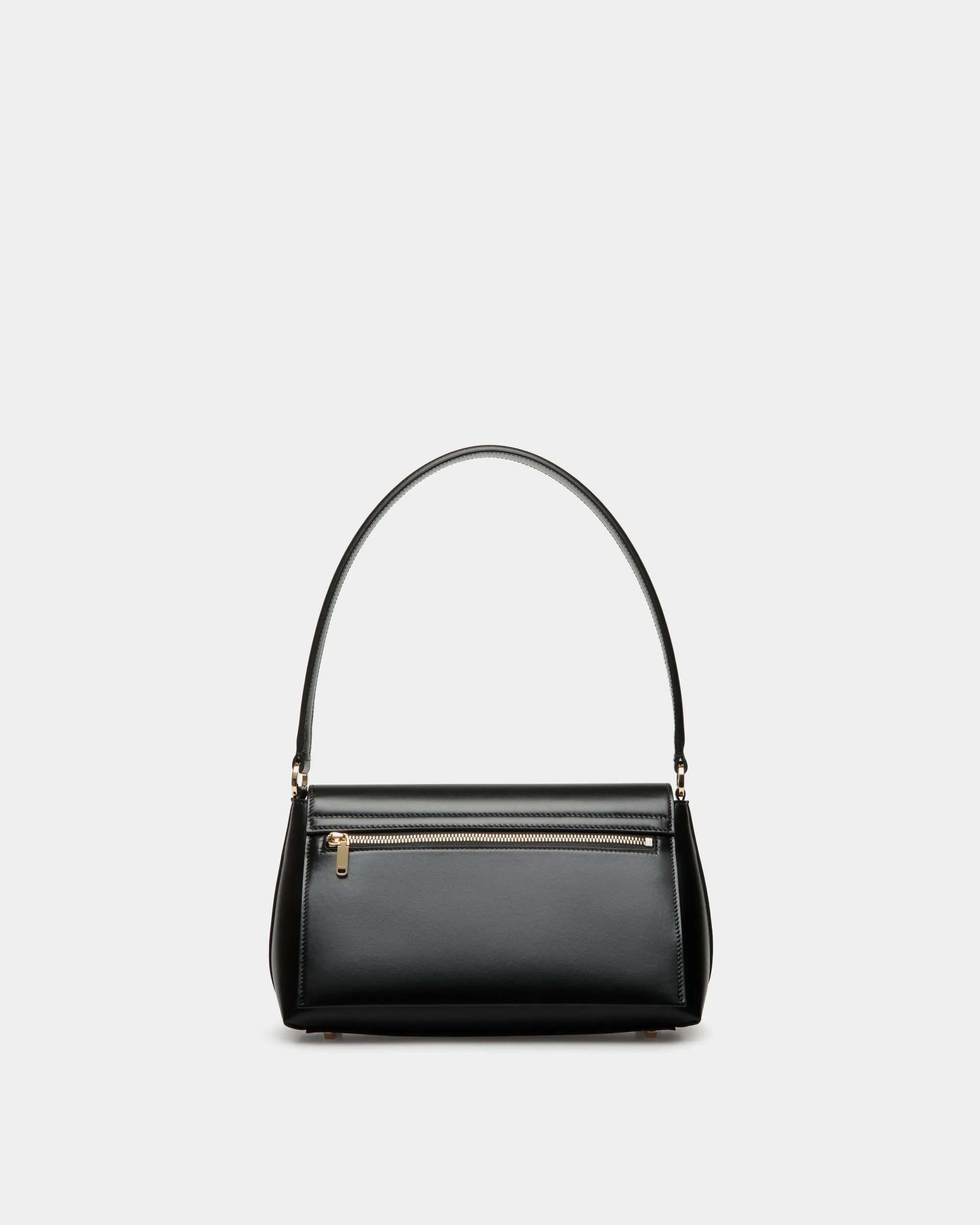 Ollam Small Top Handle Bag In Black Leather