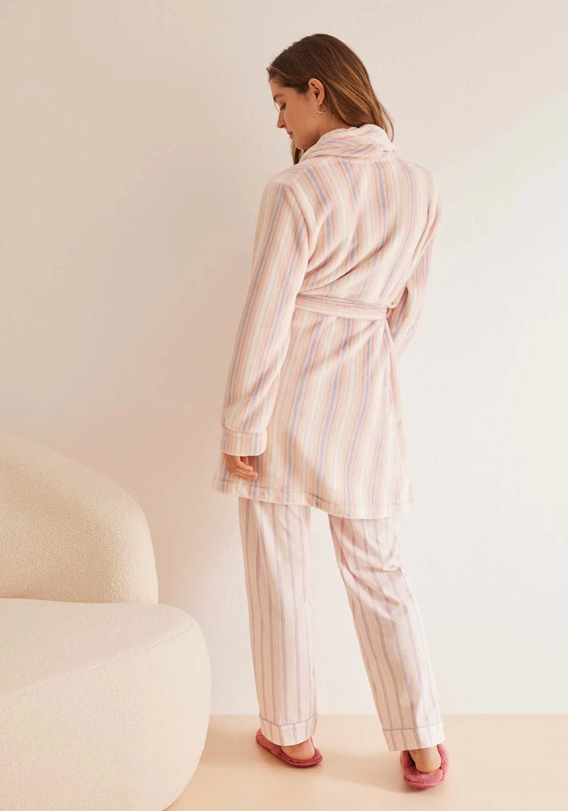 Striped sponge fleece robe