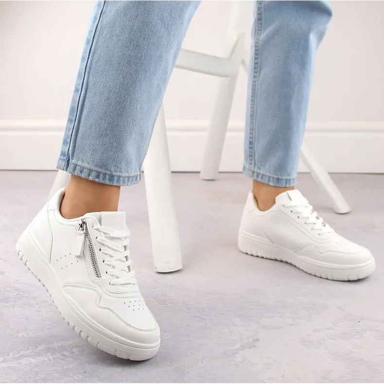 Women's white McBraun 23233 sports sneakers