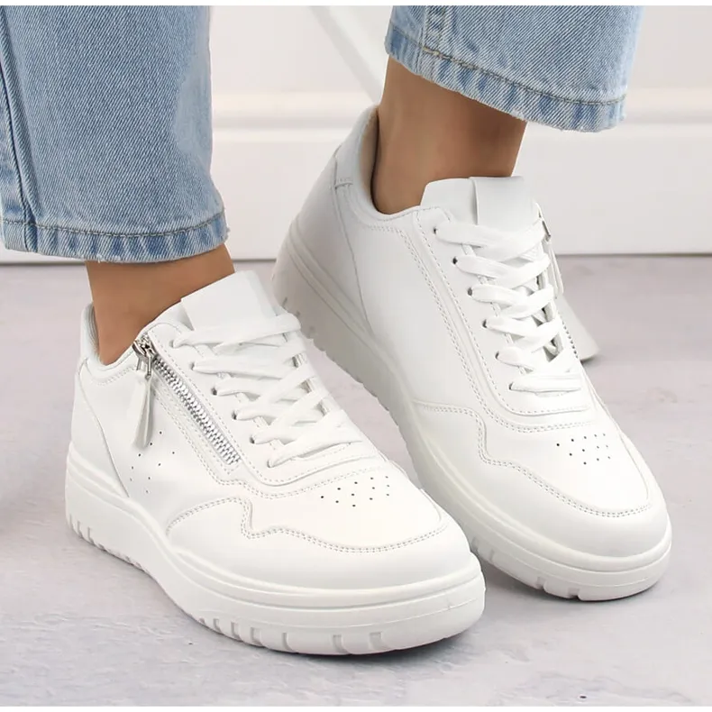 Women's white McBraun 23233 sports sneakers